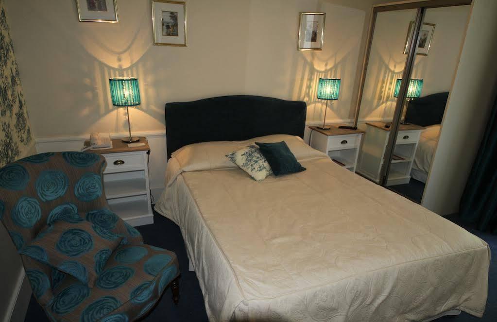 Brit Hotel & Spa Le Roc Au Chien Bagnoles de l'Orne Normandie Eksteriør billede