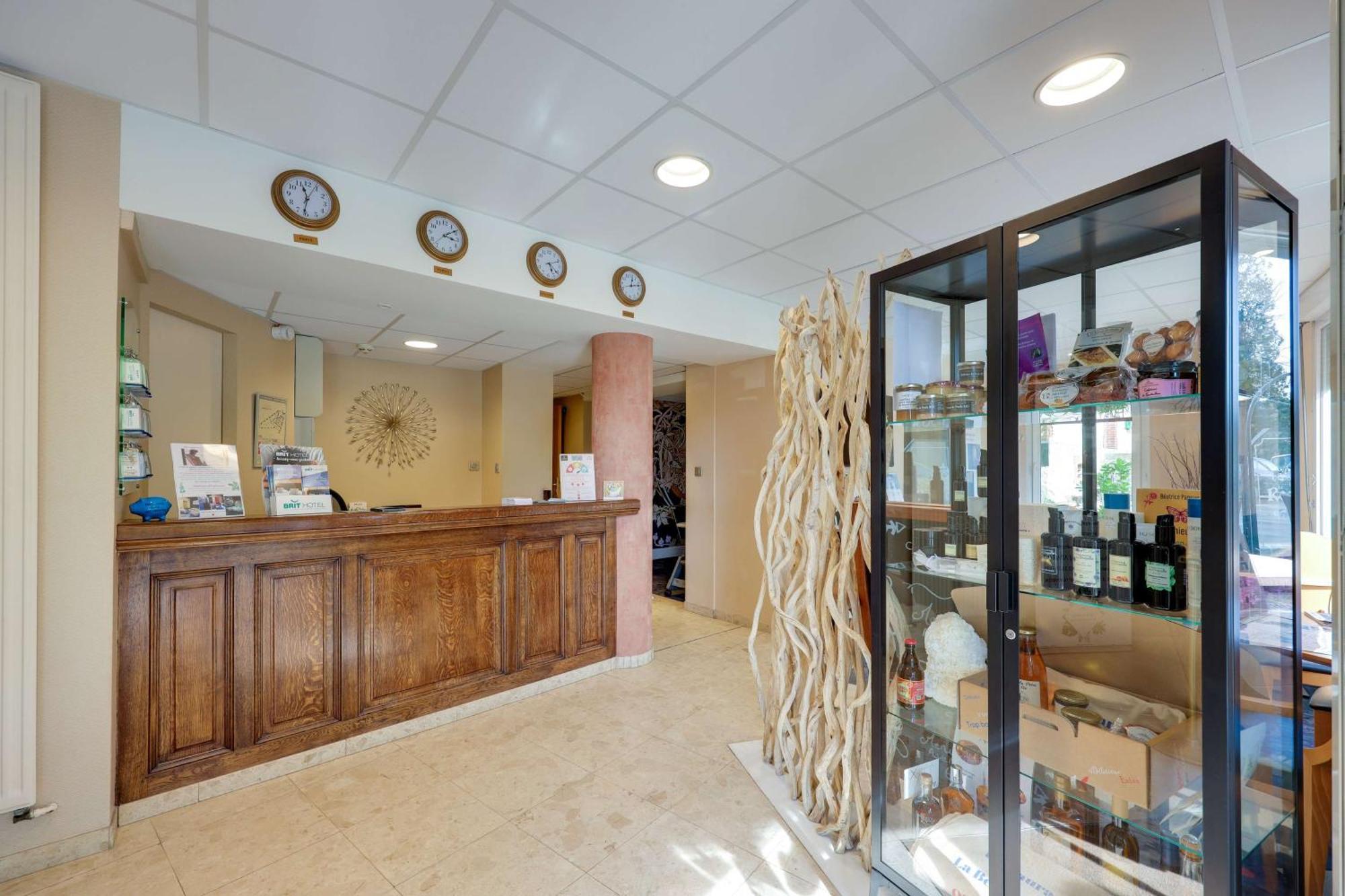 Brit Hotel & Spa Le Roc Au Chien Bagnoles de l'Orne Normandie Eksteriør billede