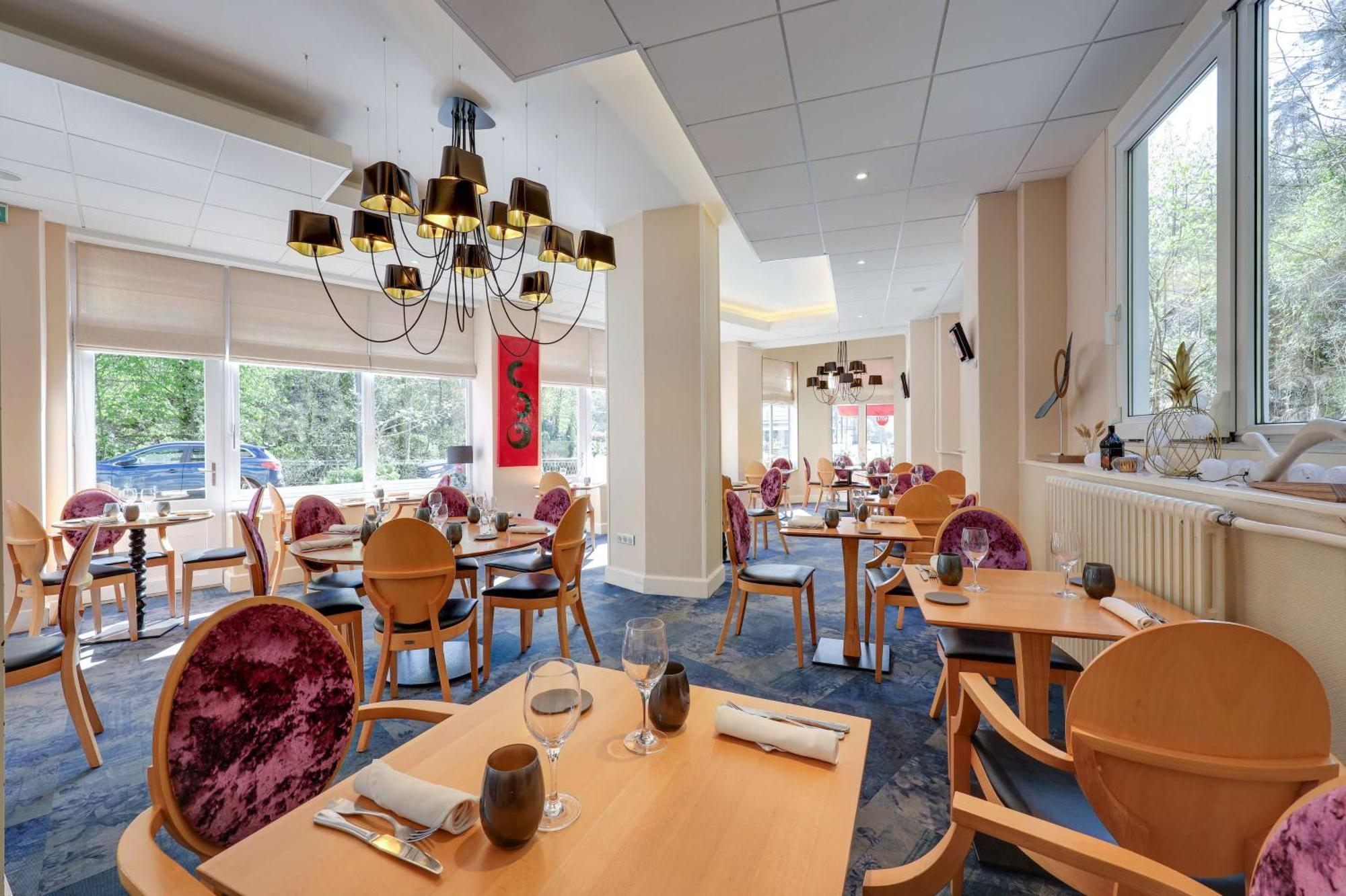 Brit Hotel & Spa Le Roc Au Chien Bagnoles de l'Orne Normandie Eksteriør billede